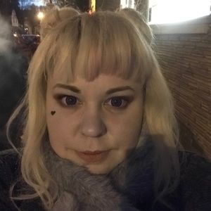 Meet your Posher, Rhea